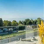 Club Panorama View Apartment *