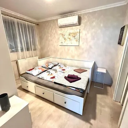 Club Panorama View Apartment *